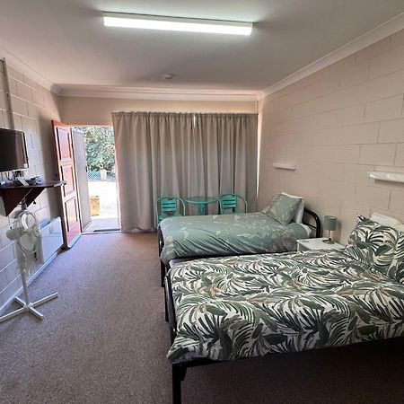 Alpine Country Motel Plus Free Coffee Cooma Kültér fotó