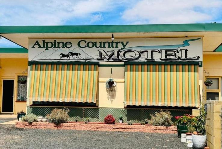 Alpine Country Motel Plus Free Coffee Cooma Kültér fotó